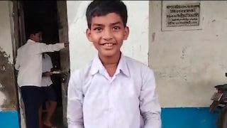 মিড ডে মিলে ইলিশ