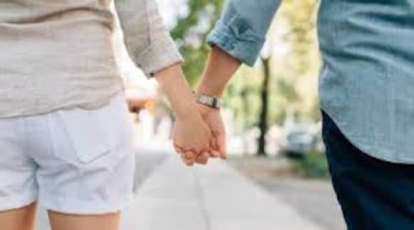  অ্যাশলে ম্যাডিশন ইউগভ সার্ভে অনুযায়ী, ভারত এবং ব্রাজিলে সবথেকে বেশি পরকীয়ার সংখ্যা দেখা গিয়েছে। সার্ভেতে ৫৩% ভারতীয় স্বীকার করে নিয়েছেন তাঁরা পরকীয়ায় লিপ্ত। এমনটাই জানানো হয়েছে ওই সমীক্ষায়।