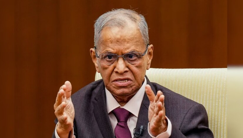 সপ্তাহে ৭০ ঘণ্টা কাজ নিয়ে বিতর্ক: এদিকে এর আগে ইনফোসিস-এর সহ-প্রতিষ্ঠাতা নারায়ণ মূর্তি নিজেই সপ্তাহে ৭০ ঘণ্টা কাজের কথা বলেছিলেন। সোশ্যাল মিডিয়ায় এতে তীব্র প্রতিক্রিয়া দেখা দেয়। শুরু হয় বিতর্কও। আর সেই বিতর্কিত মন্তব্যের পরেই নারায়ণ মূর্তির সংস্থার তরফেই এহেন নির্দেশ এসেছে।