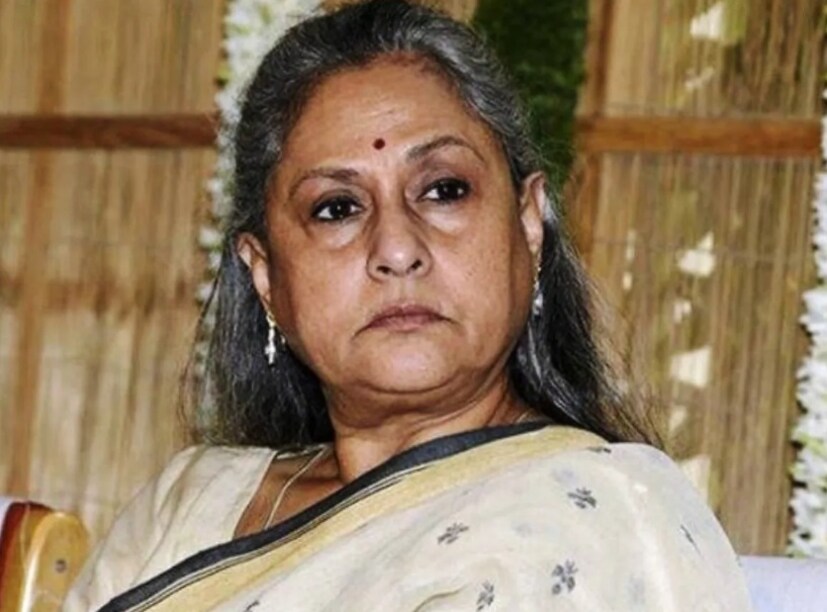 খোলামেলা সেই কথোপকথনে জয়া বচ্চন ডিজিটাল জগতের অতিরিক্ত এক্সপোজার জেনারেশন জেড-এর মানসিক স্বাস্থ্যের উপর কতটা প্রভাব ফেলছে তা নিয়ে উদ্বেগ প্রকাশ করেছেন। তিনি বলেন যে, আজকের তরুণ তরুণীরা অনলাইনে নিজেদেরকে ক্রমাগত যাচাই করার প্রয়োজনীয়তা অনুভব করে, যা অপ্রয়োজনীয় চাপ বৃদ্ধি করে এবং পরিণামে অ্যাংজাইটি অ্যাটাকের জন্ম দেয়।