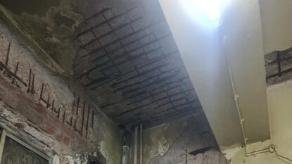 আবারও বিপত্তি কলকাতা বিশ্ববিদ্যালয়ে, ভেঙে পড়ল ছাদের চাঙড় — আহত মহিলা, প্রশ্ন পরিকাঠামো ঘিরে আবারও বিপত্তি কলকাতা বিশ্ববিদ্যালয়ে, ভেঙে পড়ল ছাদের চাঙড় — আহত মহিলা, প্রশ্ন পরিকাঠামো ঘিরে