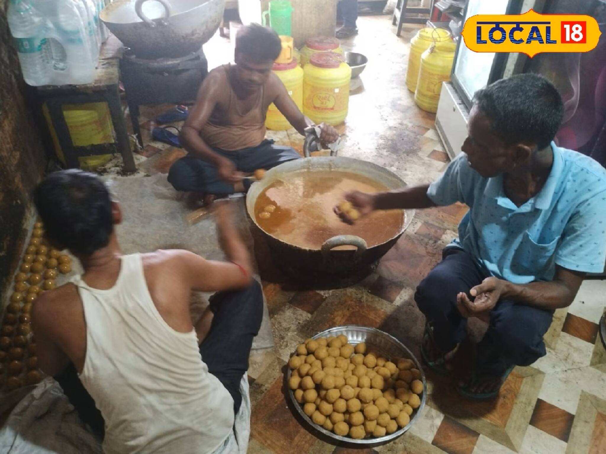 ফ্রিজ ছাড়াই ২০ দিন তাজা টাটকা...! এই সন্দেশে রয়েছে গভীর সিক্রেট, জানেন শুরুটা হয়েছিল কোথায়