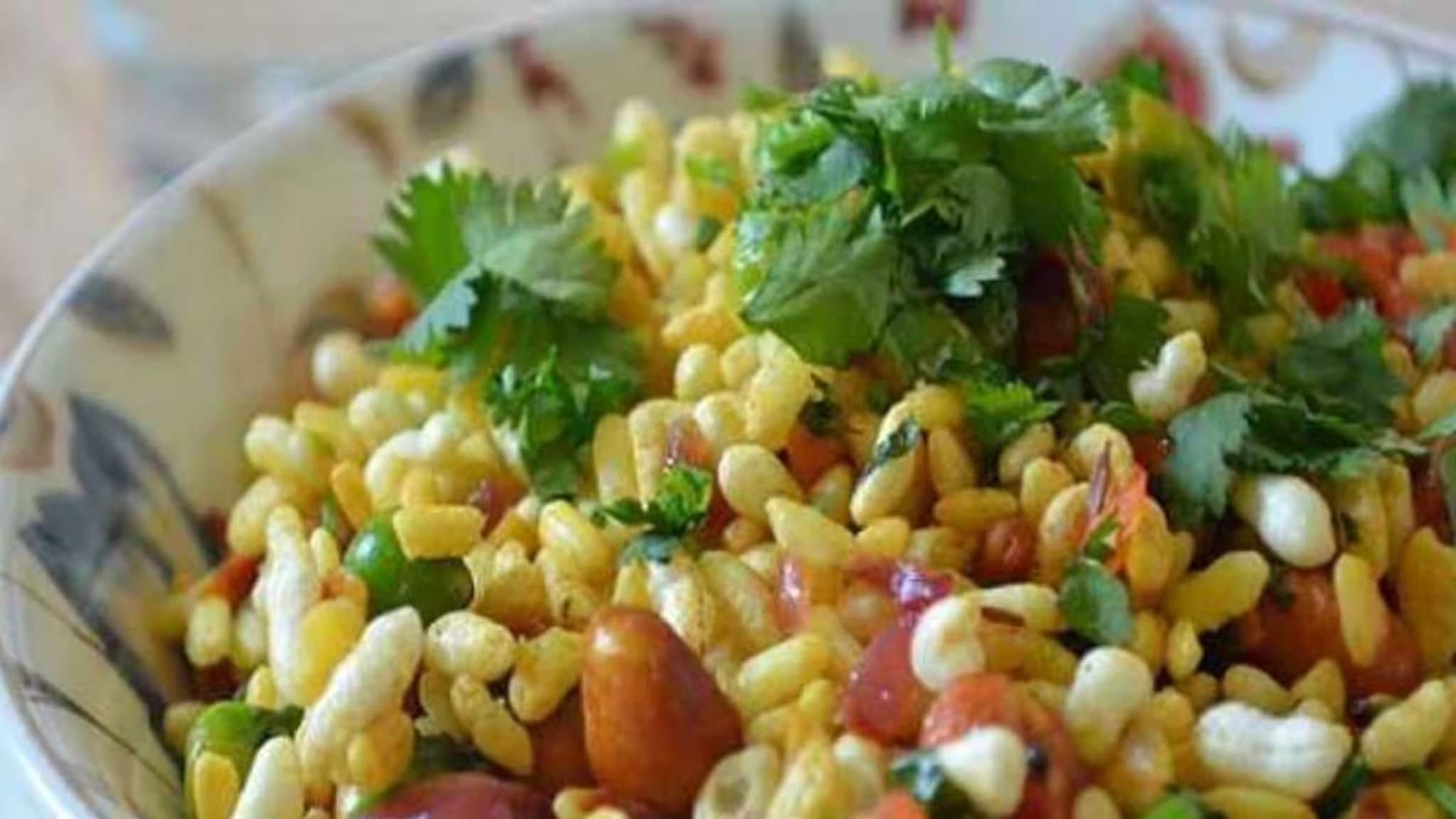 Bankura News:  বাকুড়ায় আবার কী হল? মুড়ি খেতে ছুটে আসছে কাতারে কাতারে মানুষ, জানলে আপনিও ছুটবেন