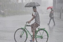 দু'ঘণ্টার মধ্যেই ঝেঁপে বৃষ্টি আসছে, ভাসবে তিন জেলা, সঙ্গে ৪০ কিমি বেগে ঝড়! সাবধান