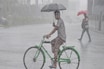 দু'ঘণ্টার মধ্যেই ঝেঁপে বৃষ্টি আসছে, ভাসবে তিন জেলা, সঙ্গে ৪০ কিমি বেগে ঝড়! সাবধান