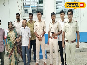বাড়ি ফেরার অপেক্ষায় সঞ্জিত দেবনাথ