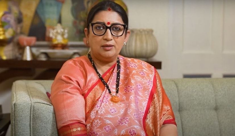 যখন স্মৃতি ইরানিকে জিজ্ঞাসা করা হয়েছিল যে তিনি কেন অভিনয়ে ফিরে আসছেন এবং এই শোতে যোগ দিচ্ছেন, তখন তিনি উত্তর দিয়েছিলেন যে এটি একটি সীমিত সিরিজ। আমি উদয় শঙ্কর (জিওহটস্টারের ভাইস চেয়ারম্যান) এবং একতা কাপুরের দলের সঙ্গে কাজ করতে চেয়েছিলাম। একতার সৃজনশীল যাত্রা দীর্ঘ এবং দুর্দান্ত ছিল। আমি দেখতে চেয়েছিলাম যে তিনি আজকের বিষয়গুলি কীভাবে দেখান। আমি আজ পর্যন্ত OTT তে কাজ করিনি। এই মুহূর্তে আমি কেবল জিনিসগুলি দেখছি, এবং অভিনয় করার সুযোগও রয়েছে, তাই আমি এটি করার সিদ্ধান্ত নিয়েছি।