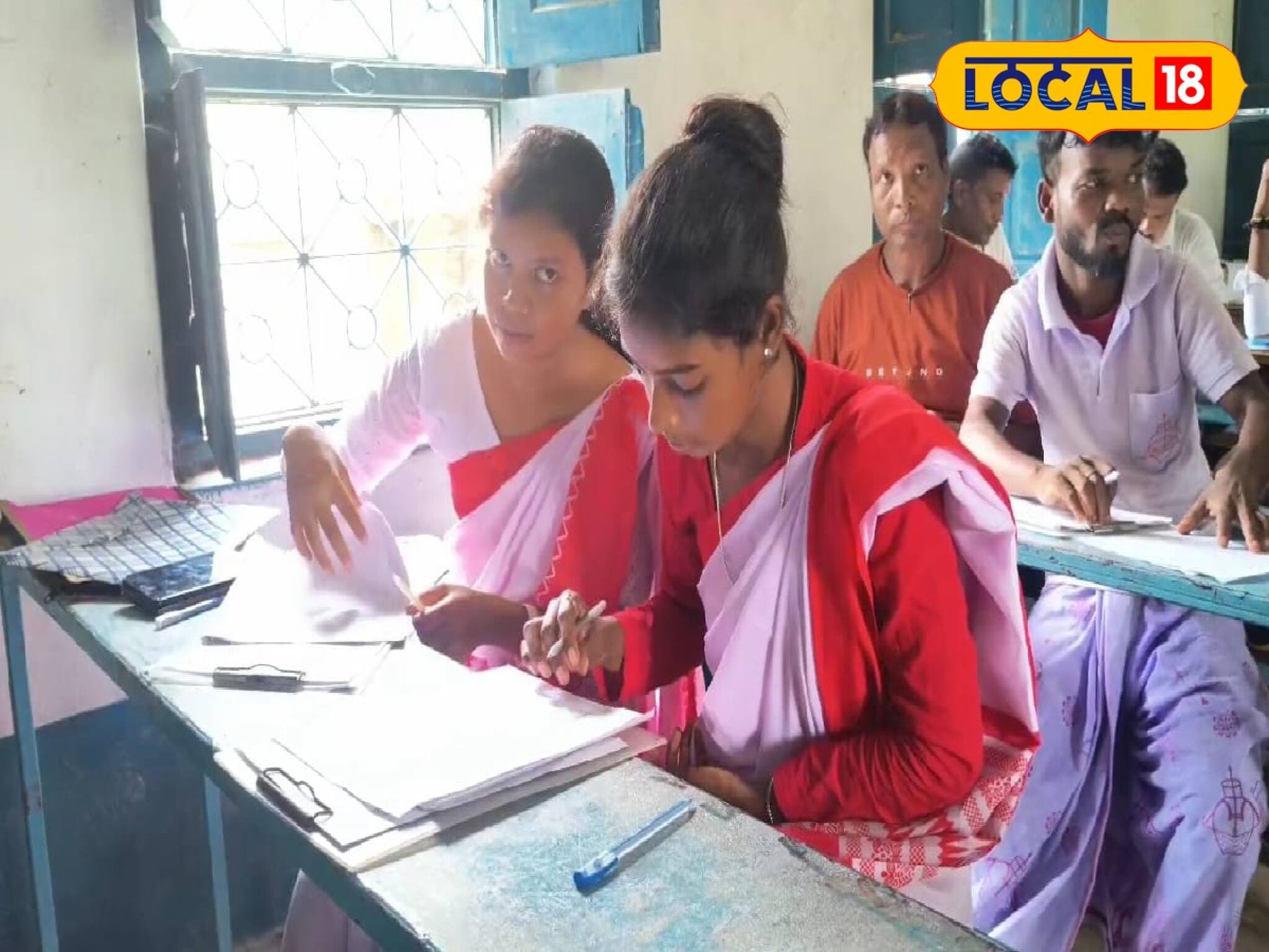 পুরুলিয়ার প্রত্যন্ত গ্রামে এবার ভূমিজ সমাজের শিক্ষার প্রসারে বিনামূল্যে পাঠশালা
