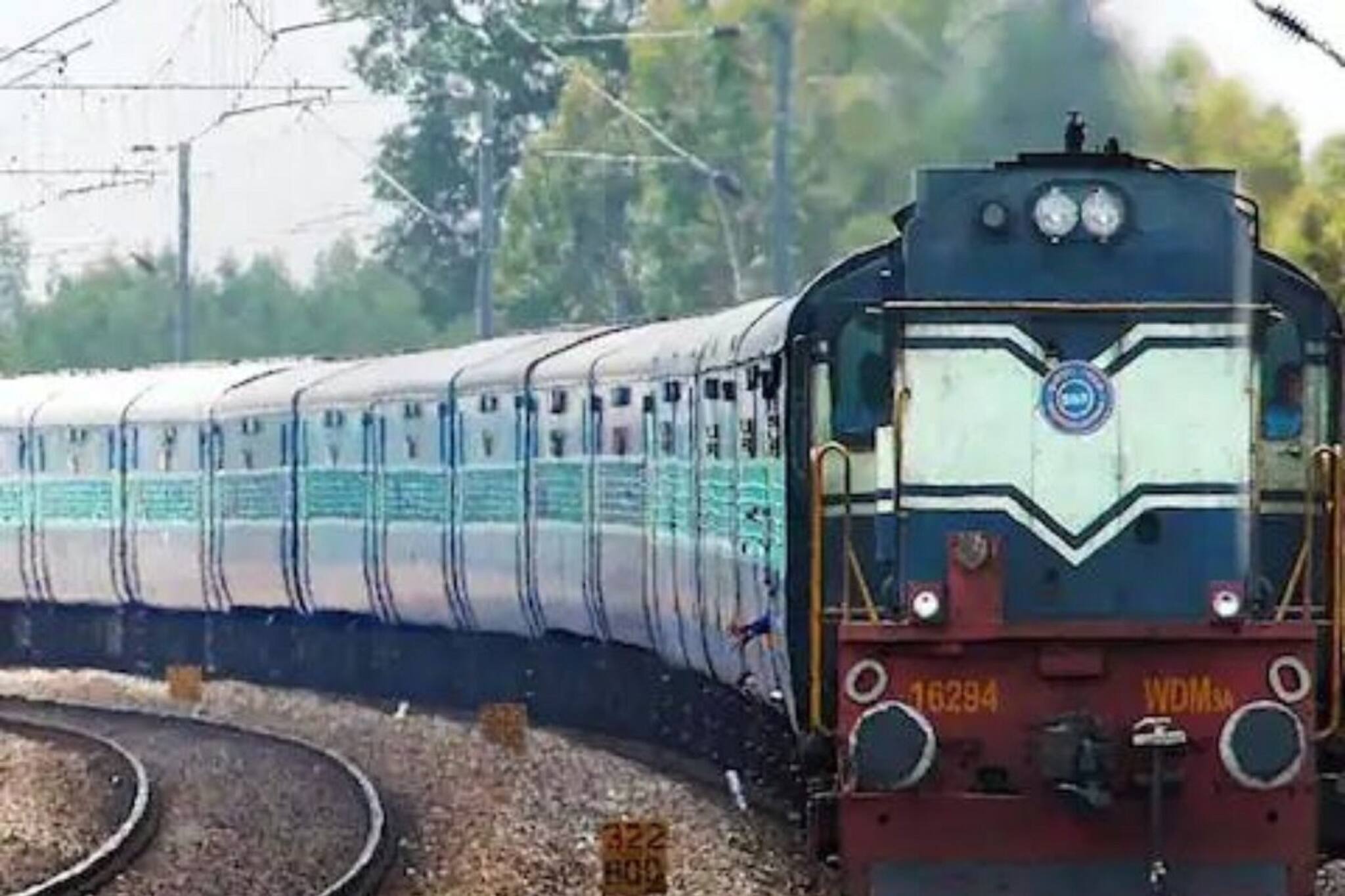 যাত্রীদের জন্য খুশির খবর! বাতিল টিকিটের টাকা আর ডুববে না! রিফান্ডে বড় সিদ্ধান্ত রেলের