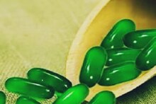 Vitamin E: অনেকেই ত্বকের বয়স কমাতে ভিটামিন-ই ক্যাপসুল নেন, কিন্তু অতিরিক্ত ব্যবহারে সর্বনাশ হয় ত্বক ও চুলের, জেনে নিন সঠিক পদ্ধতি