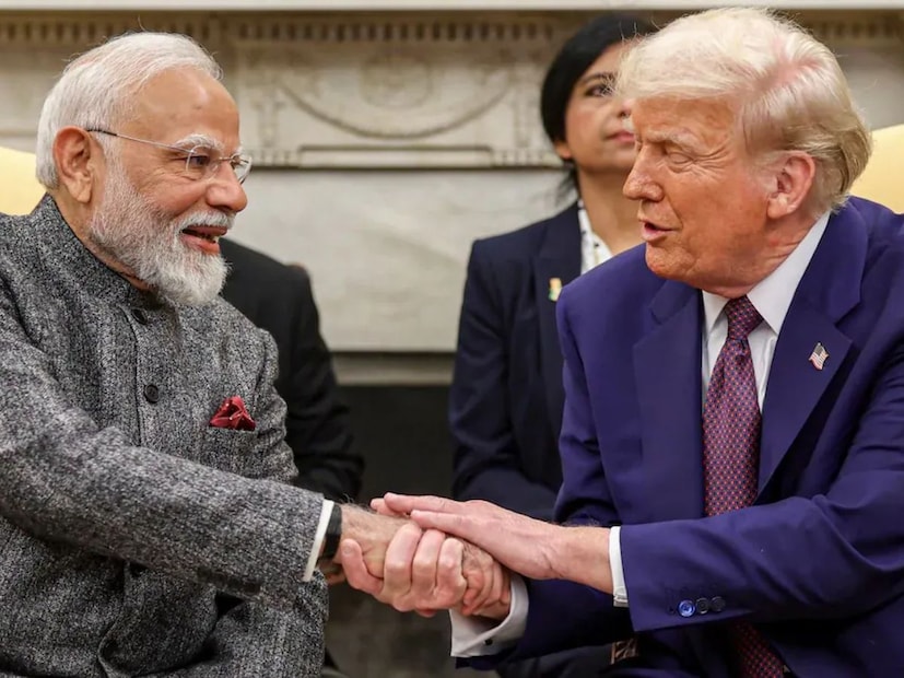 তিনি পরামর্শ দেন যে, ১০% সারচার্জ বিস্তৃতভাবে সেইসব দেশগুলির ক্ষেত্রে প্রযোজ্য হবে যারা আনুষ্ঠানিকভাবে ব্রিকস-এ যোগদান করছে বা সক্রিয়ভাবে নিজেদেরকে সংযুক্ত করছে, যা তার প্রশাসনের দ্বন্দ্বমূলক অর্থনৈতিক ভঙ্গিতে আরেকটি স্তর যুক্ত করবে।
