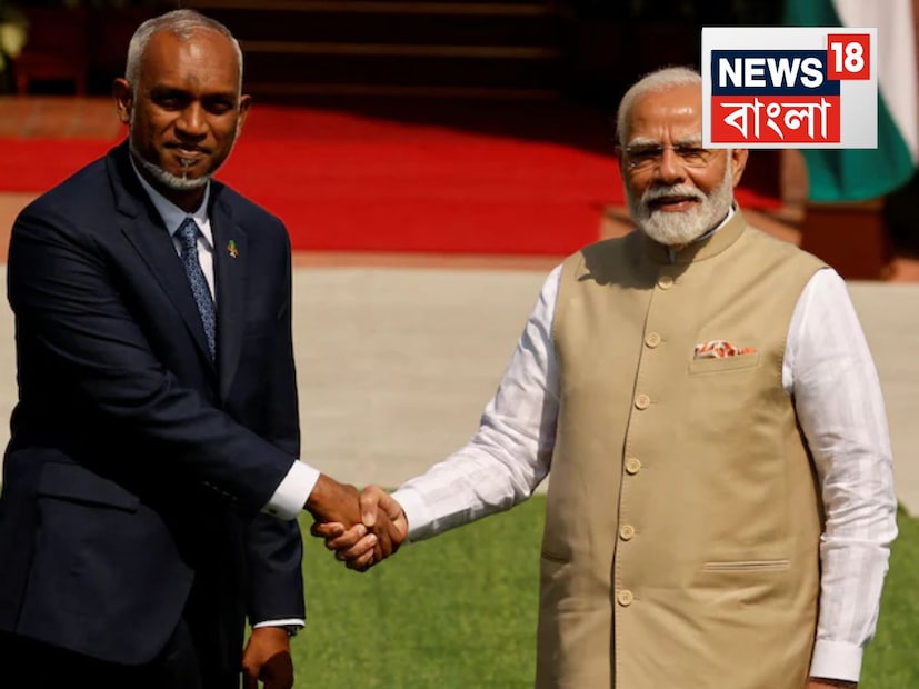  খুব বেশিদিন আগের কথা নয়৷ বড়জোর বছর দেড়েক হবে৷ ভারতের বিরুদ্ধে লাগাতার কু’কথা বলে যাচ্ছিলেন দ্বীপরাষ্ট্র মালদ্বীপের প্রেসিডেন্ট৷ তলানিতে ঠেকেছিল দু’দেশের দ্বিপাক্ষিক সম্পর্ক৷ সেই দিন যদিও এখন অতীত৷ এখন একেবারে ১৮০ ডিগ্রি ঘুরে হঠাৎ করে ভারতের গুণগান গাইতে শুরু করেছে সে দেশের সরকার৷