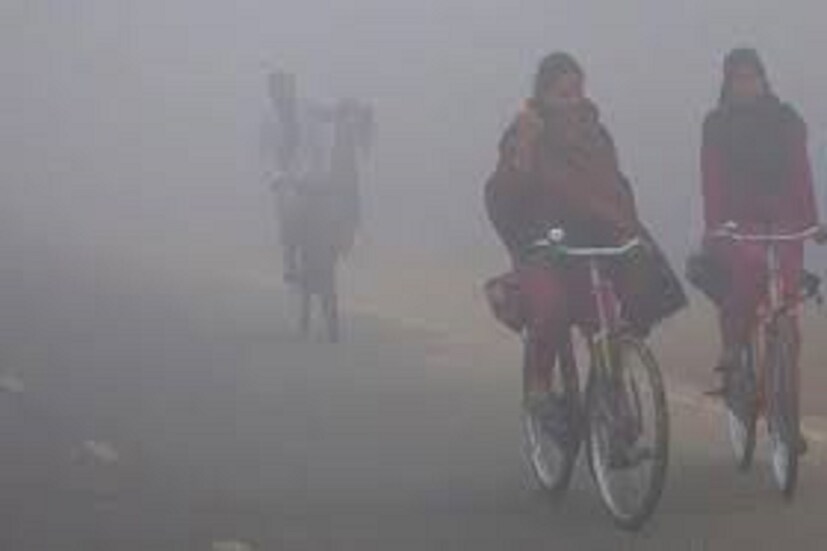 এরফলে ইন্দোনেশিয়া থেকে ল্যাটিন আমেরিকা পর্যন্ত বিভিন্ন ক্ষেত্রে প্রভাব পড়ে ৷ ভারত মহাসাগর সাব কন্টিন্যান্ট এর প্রভাব পড়ার সম্ভাবনা রয়েছে ৷ এরফলে ভারতে এবার কড়া ঠান্ডা পড়তে চলেছে ৷ প্রতীকী ছবি ৷