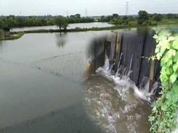 কোমর সম্মান জল দেগঙ্গায়