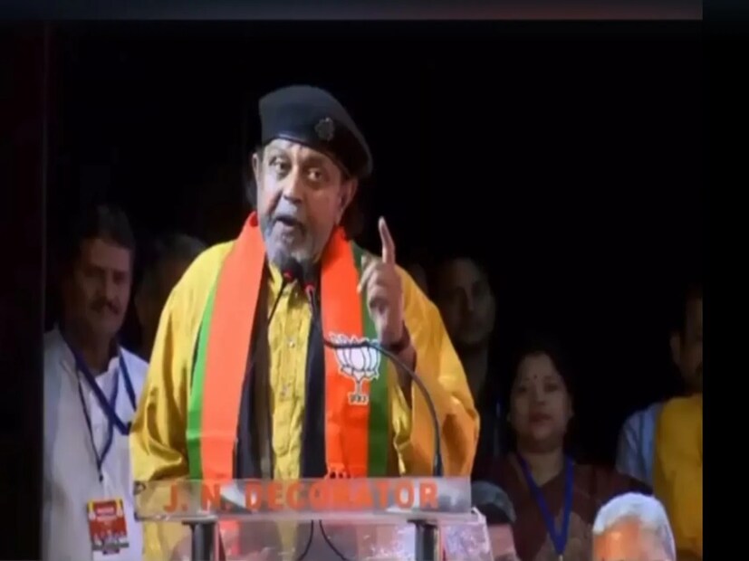 বুধবার বিচারপতি জয় সেনগুপ্ত জানান, তদন্ত চলবে। তবে কোনও কড়া পদক্ষেপ করা যাবে না মিঠুনের বিরুদ্ধে। ১০ সেপ্টেম্বর পর্যন্ত রক্ষাকবচ দেওয়া হয়েছে মিঠুনকে।