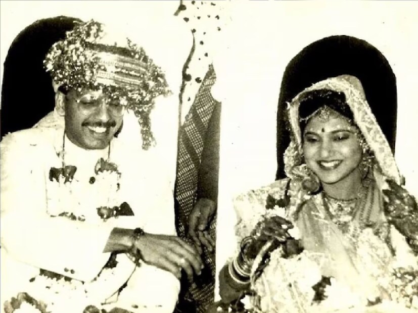তাঁর সংযোজন, 