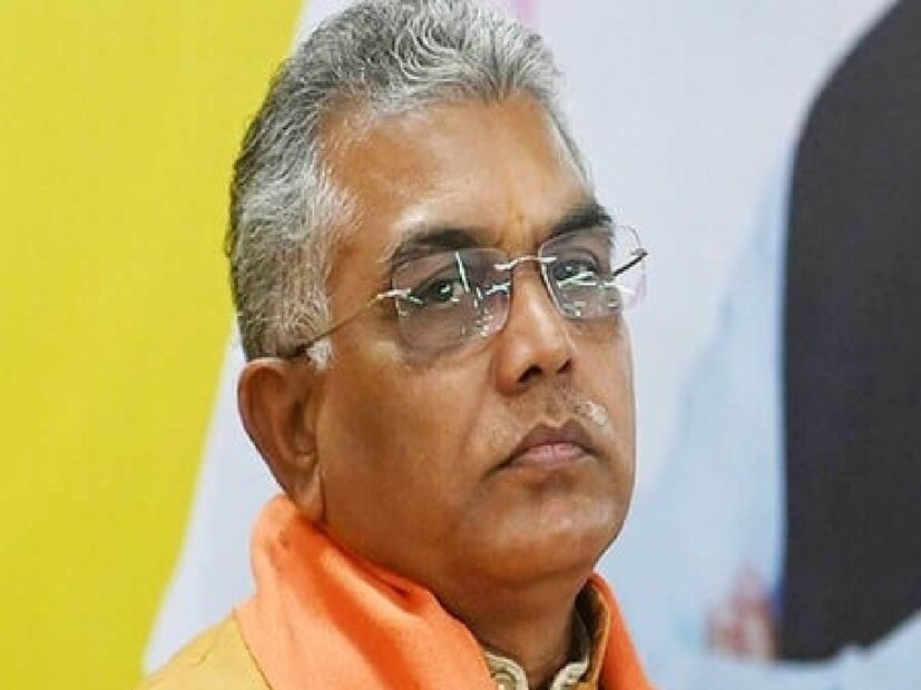 বাংলা বিজেপির অনুষ্ঠানে ফের ব্রাত্য রাজ্য বিজেপির প্রাক্তন সভাপতি দিলীপ ঘোষ। এ নিয়ে মোট ৩ বার তাঁকে বড় সভায় এড়িয়ে গেল দল। 