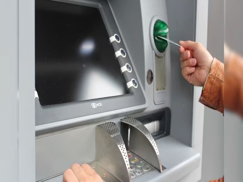 অনেকেরই ধারণা ATM-এ টাকা তোলার পর ক&#x200d;্যানসেল বাটন দু'বার চাপলেই সুরক্ষিত থাকবে এটিএম পিন। এ ধারণা কি আদৌ সত&#x200d;্যি? কিছুদিন আগে সোশ&#x200d;্যাল মিডিয়াতেও ভাইরাল হয়েছিল এমন একটি তথ&#x200d;্য। 