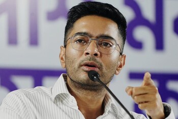 'মায়েদের রান্নার জিরেতে  জিএসটি, আর হিরেতে নেই...?' গর্জে উঠলেন অভিষেক!