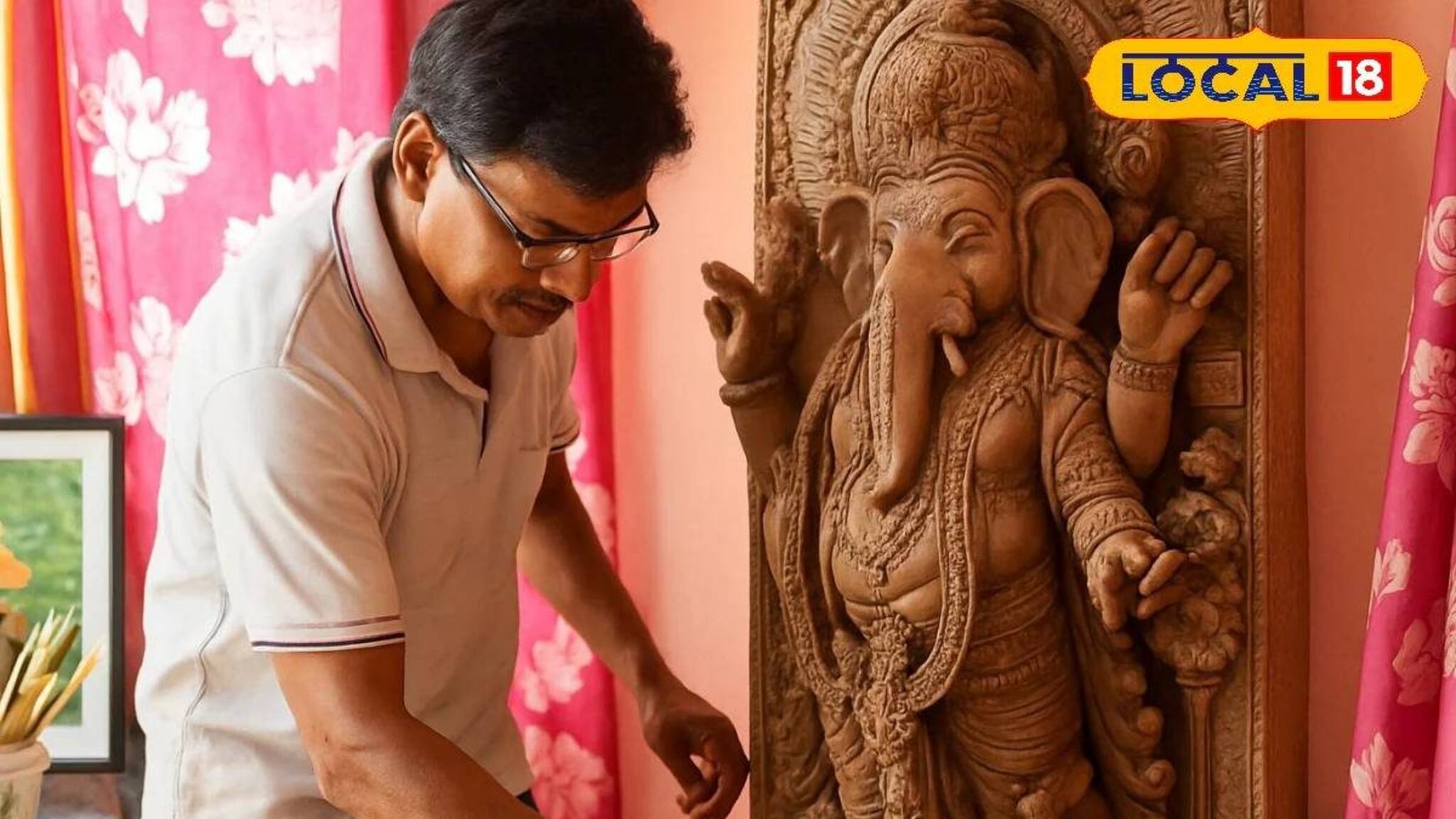 খবরের কাগজ দিয়ে ৩ ফুটের গণপতি! বিশ্বে এই প্রথম? তাক লাগালেন নবদ্বীপের শিল্পী