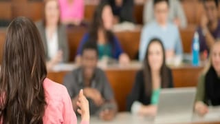 অধ্যাপনা করতে চান? (প্রতীকী ছবি) অধ্যাপনা করতে চান? (প্রতীকী ছবি)