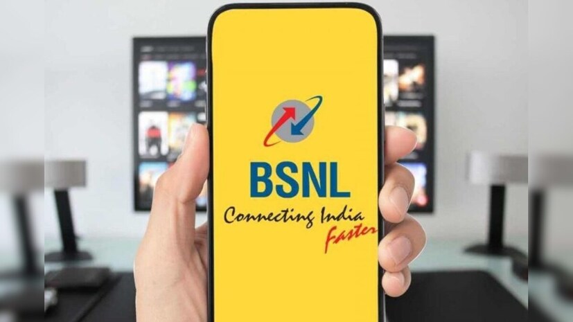 BSNL-এর ২৪৯ টাকার প্ল্যান – এন্টারটেনমেন্ট বুস্ট-সহ বাজেট-ফ্রেন্ডলিও বটে!  যাঁরা সাশ্রয়ী বা সস্তার এমন প্রিপেড প্ল্যানের সন্ধান করছে, যা সর্বোচ্চ ভ্যালু প্রদান করবে, তাঁদের জন্য আদর্শ BSNL-এর ২৪৯ টাকার প্ল্যান। এটি সমস্ত ধরনের প্রয়োজনীয় পরিষেবা এবং ফ্রি ওটিটি সাবস্ক্রিপশন প্রদান করছে। 