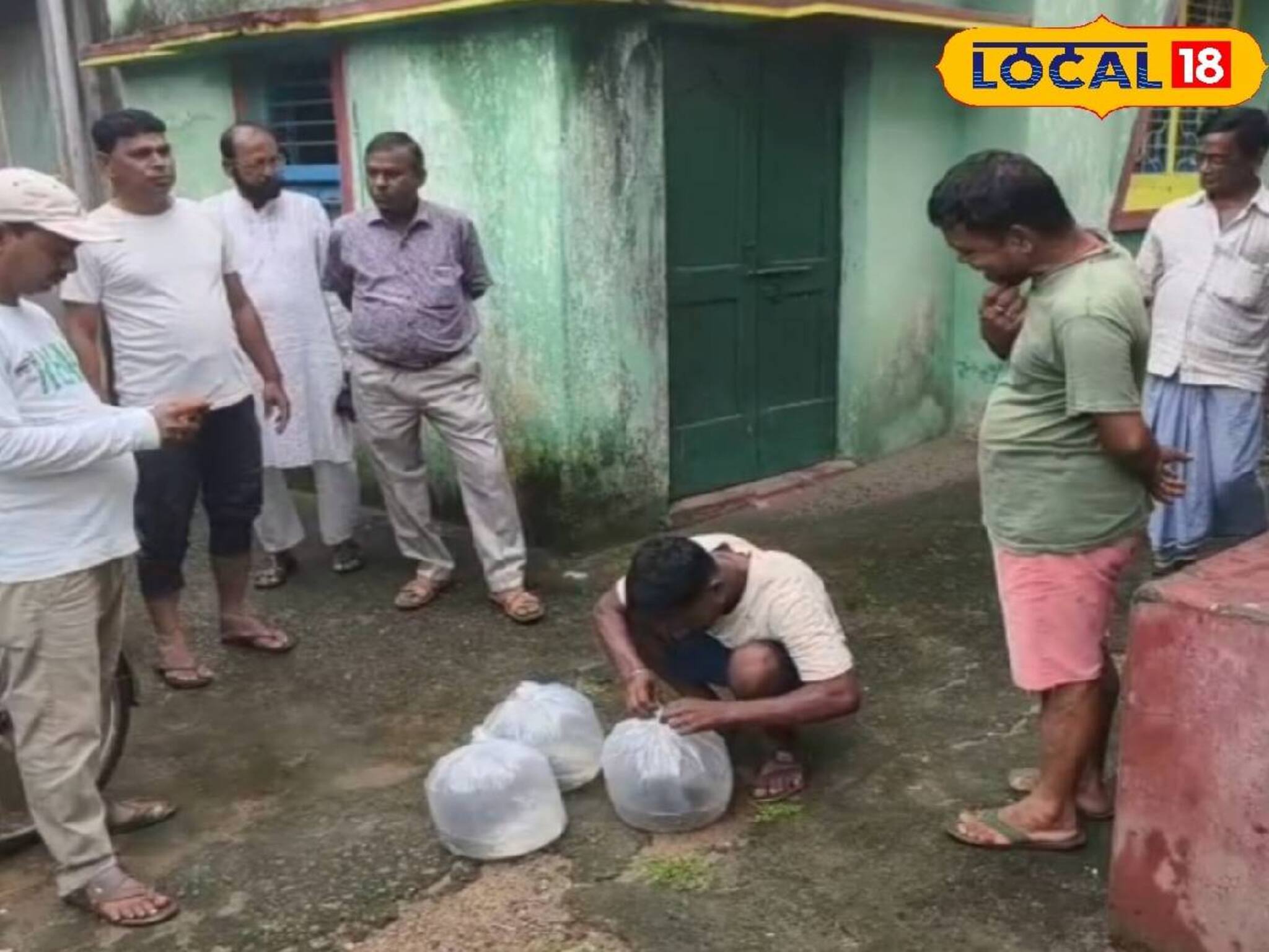 ডেঙ্গি দমনে 'অল আউট অভিযান'! মশার নামগন্ধ থাকবে না! বিষ্ণুপুর পৌরসভার বিশেষ উদ্যোগ