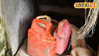 পরিত্যক্ত শৌচাগার থেকে তাজা বোমা উদ্ধার 