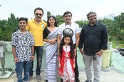 মনের অন্ধকার জগতের জট খুলল পর্দায়, তারকাদের আলোর রোশনাইয়ে রঙিন হল ‘প্রফেসর সেনগুপ্ত’