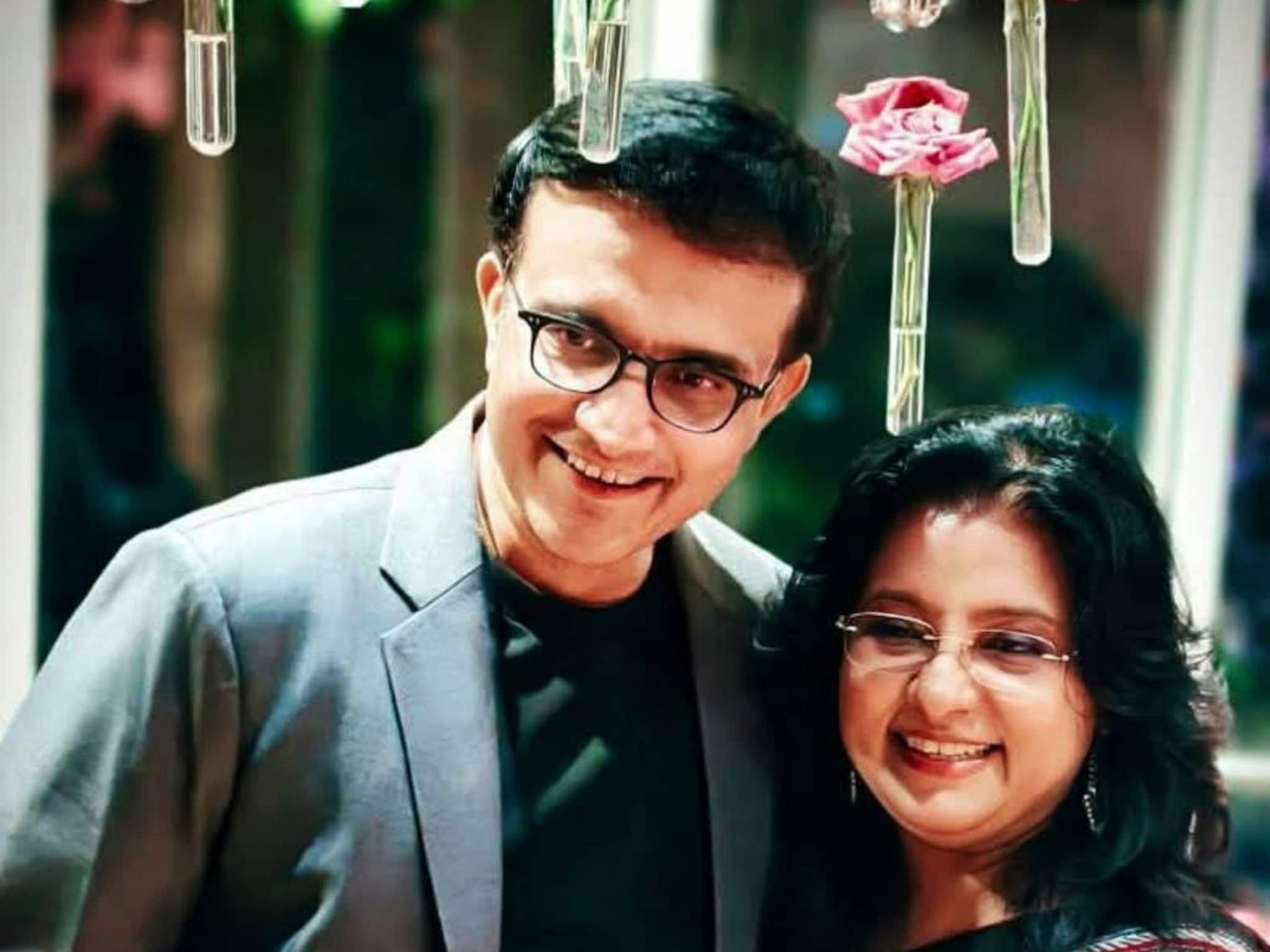 Dona Ganguly: পুলিশের দ্বারস্থ  ডোনা গঙ্গোপাধ্যায়, কার বিরুদ্ধে থানায় অভিযোগ দায়ের করলেন সৌরভ পত্নী?