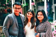 ডোনার ৫০ তম জন্মদিনে রাজকীয় পার্টি! রোমান্টিক মুডে পাওয়া গেল সৌরভ-ডোনাকে! রইল ছবি