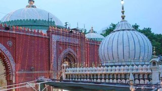 নিজামুদ্দিন দরগা এলাকায় ধসে পড়ল স্তূপ 