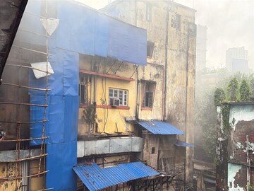 দেজ মেডিক্যালের কারখানায় আগুন৷ 
