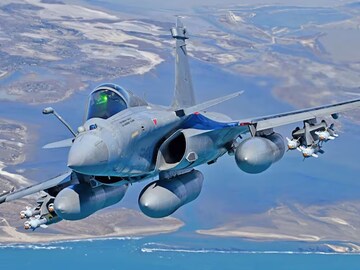F-35, SU-57 নয়... ভারতীয় বিমানবাহিনী এই শক্তিশালী যুদ্ধবিমানের অর্ডার দিচ্ছে, নাম জানেন?