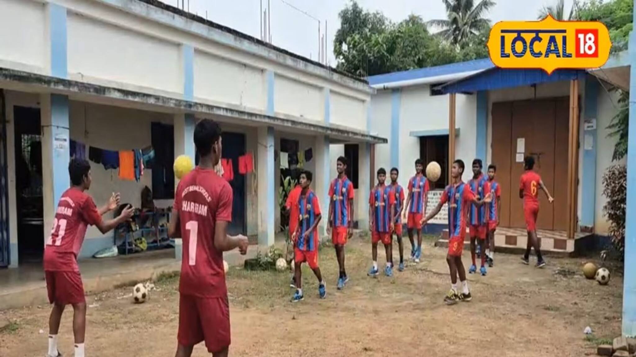 ময়দানকে টপকে বাংলার ফুটবলার তৈরির কারখানা এখন এই স্কুল!