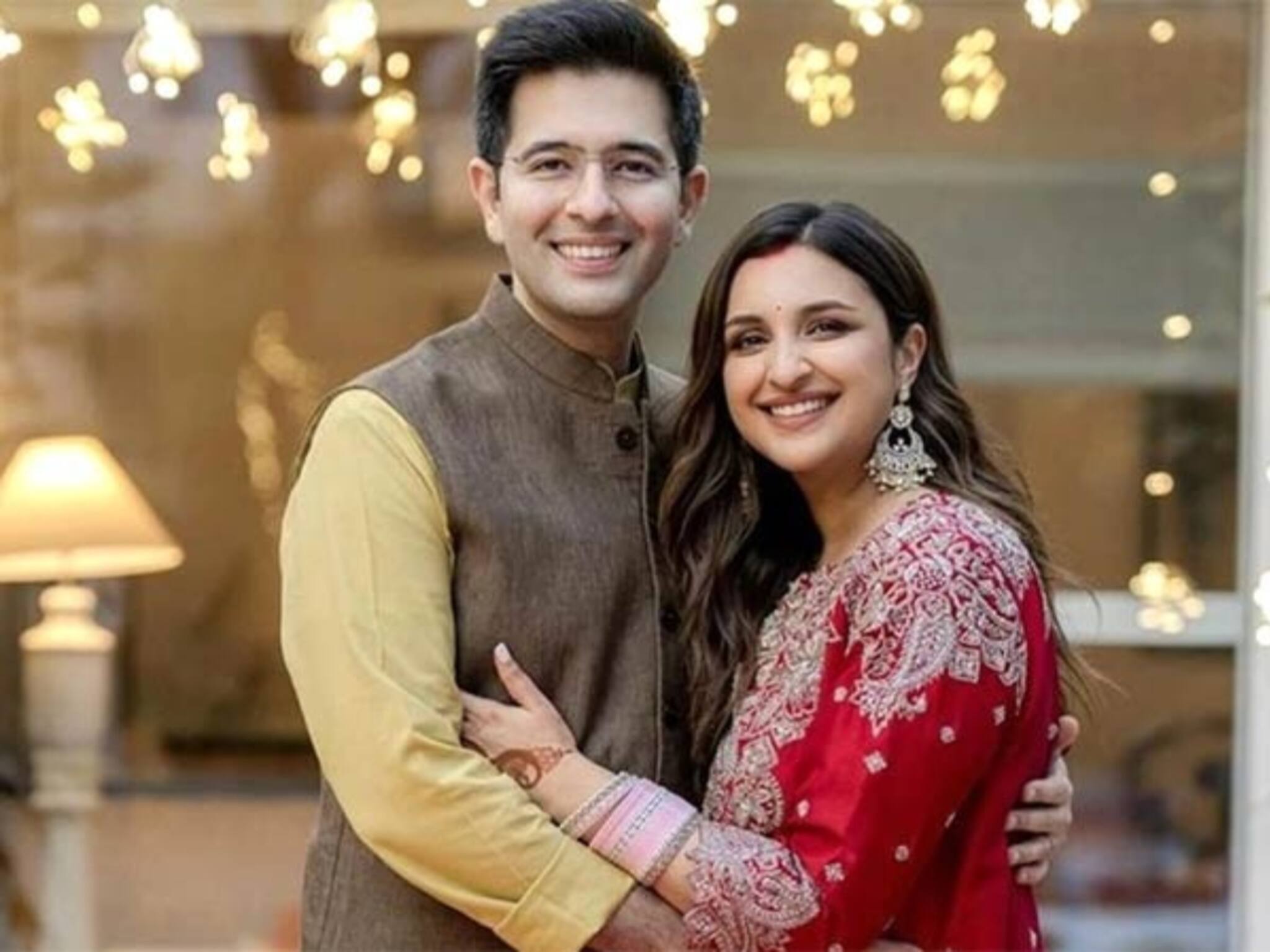 Parineeti Chopra Pregnant: এবার পাকা খবর...! মা হতে চলেছেন পরিণীতি চোপড়া, বিয়ের ২ বছরের মাথায় কোলে আসছে ফুটফুটে সন্তান