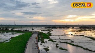 এখনও প্লাবিত ঘাটালের বহু এলাকা। ফাইল ছবি এখনও প্লাবিত ঘাটালের বহু এলাকা। ফাইল ছবি