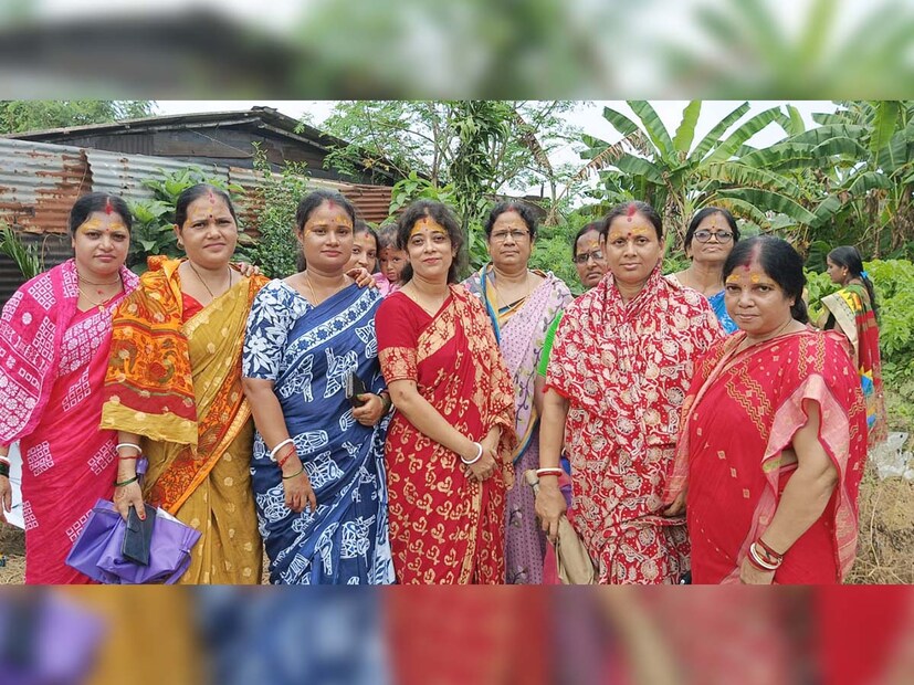 ত্রিনয়নী মহিলা সংঘের অন্যতম সংগঠক প্রতিমা প্রধান দাস জানালেন, “এই পুজো আমাদের আত্মসম্মানের প্রতীক। সমাজে এখনও অনেকেই ভাবেন, গ্রাম মানেই পিছিয়ে, মহিলা মানেই দুর্বল। কিন্তু আমরা দেখিয়েছি—নারীরাও পারে, যদি সুযোগ দেওয়া হয়। শুধু মণ্ডপ নয়, সমাজ গঠনের প্রতিটি স্তরেই আমরা ভূমিকা রাখতে চাই। আমরা গর্বিত এই সৃষ্টির জন্য।”