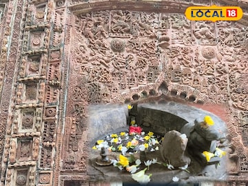 Srabani Shib Temple: শ্রাবণ মাস তো চলছেই… একবার ফাঁক পেলে ঘুরে আসুন বাংলার টেরাকোটার শিল্প যুগশ্বরা শিব মন্দিরে