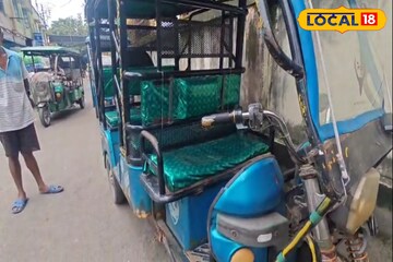 রাস্তার ধার ঘেঁষেই যাচ্ছিলেন, পাশ দিয়ে যাচ্ছিল টোটো! বাদাম বিক্রেতার সঙ্গে যা হল... রাস্তার ধার ঘেঁষেই যাচ্ছিলেন, পাশ দিয়ে যাচ্ছিল টোটো! বাদাম বিক্রেতার সঙ্গে যা হল...