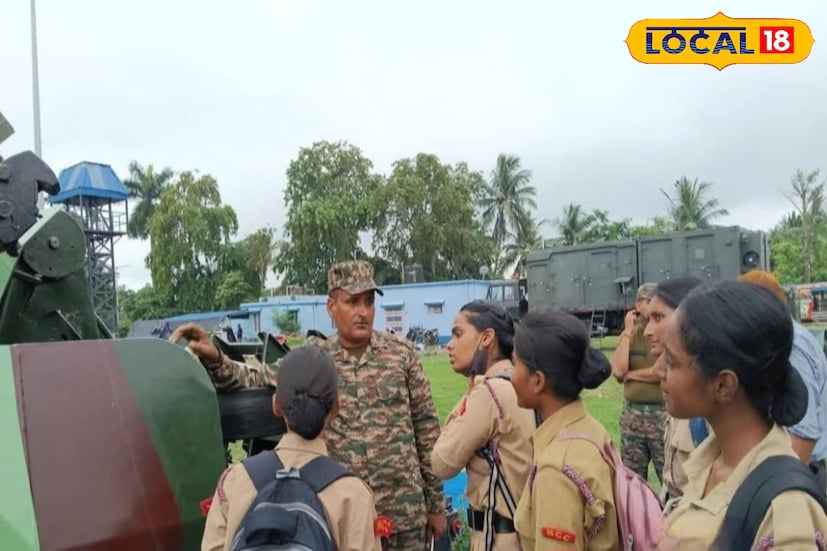 এই এক্সিবিশন দেখতেই ইতিমধ্যেই ভিড় জমছে মানুষের। বিশেষজ্ঞদের মতে, এ ধরনের অভিজ্ঞতা যুবসমাজকে ভবিষ্যতে দেশের জন্য কাজ করতে অনুপ্রাণিত করবে