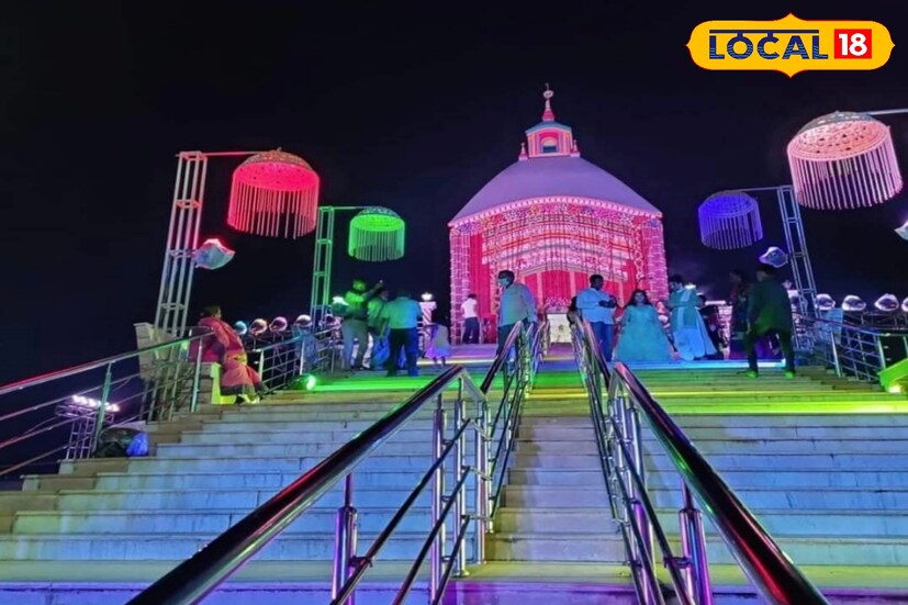 পাঁশকুড়ার চকগোপাল গ্রামের দ্বিতীয় তারাপীঠের মন্দির। অবিকল বীরভূমের তারাপীঠ মন্দিরের মত দেখতে এই মন্দির। ২০২১ সালে উদ্বোধন হয়। (ছবি ও তথ্য সৈকত শী)