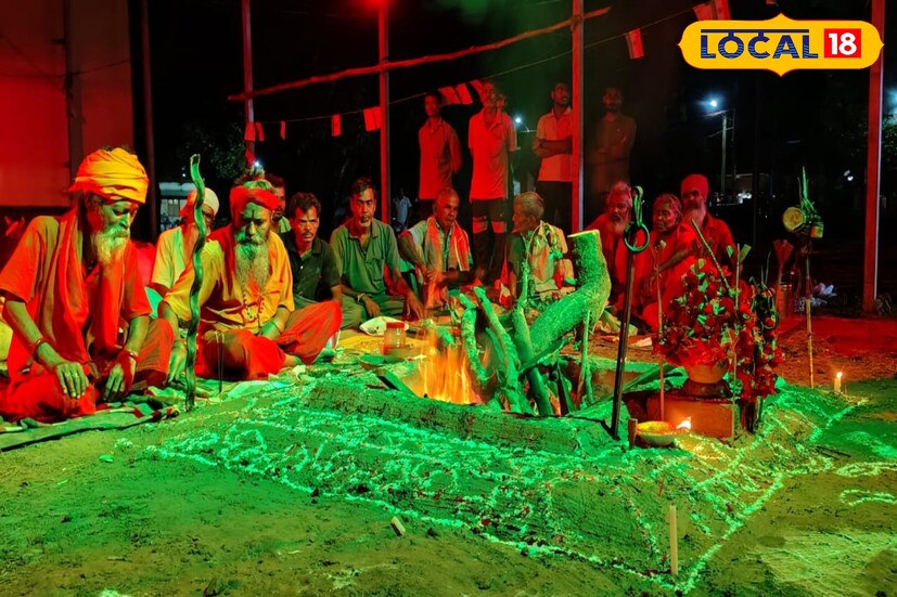 ভক্তদের মতে, এমন আবহে উপস্থিত হলে গায়ে কাঁটা দেওয়াই স্বাভাবিক। দেবাদিদেব মহাদেব, মা কালী, পিশাচ, ব্রহ্মদত্তি আর ভূতের আরাধনার প্রতীকী উপস্থাপনা গোটা প্রাঙ্গণকে আরও রহস্যময় করে তুলল