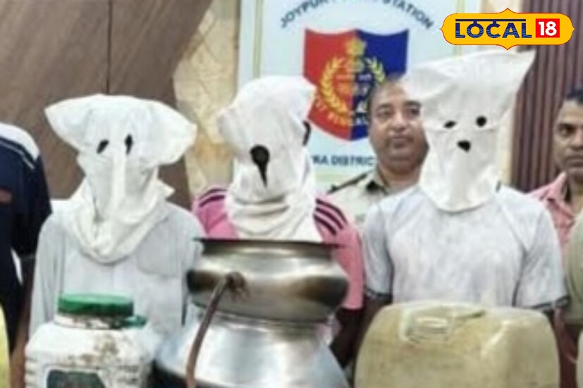 এই ঘটনায় জড়িত থাকা তিন ব্যক্তিকে গ্রেফতার করা হয় এবং শুক্রবার তাদের বিষ্ণুপুর আদালতে তোলা হয় (ছবি ও তথ্য: অনিকেত বাউরী)