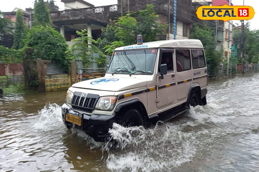 যদিও শহরবাসীদের এই অভিযোগ প্রসঙ্গে বর্ধমানের পুরপ্রধান পরেশ চন্দ্র সরকার বলেন, এটা ঠিক কথা নয়। গতকাল যে পরিমাণ বৃষ্টি হয়েছে এবং এর বেশ কয়েকদিন টানা যেভাবে বৃষ্টি হচ্ছে তারপরও বর্ধমান শহরে কোথাও একটা গোটা দিন বা ৫ ঘণ্টা জল দাঁড়িয়ে আছে এরকম ঘটনা ঘটেনি। বৃষ্টি পড়ছে পনেরো মিনিট, আধঘণ্টা জল থাকত না থাকতে বেরিয়ে যাচ্ছে। এত পরিমাণ জল এর আগে আমরা দেখিনি। এর ফলে রাস্তার পাথর উঠে যাচ্ছে। পাশাপাশি তিনি জানান, বর্ধমান শহরে ৬৩ টি রাস্তা সরাইয়ের বরাত দেওয়া হলেও বৃষ্টি না থামলে কাজ শুরু করতে চাইছে না ঠিকাদাররা।