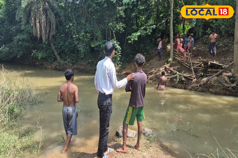 বিনপুর দুই নম্বর ব্লকের তৃণমূলের ব্লক সভাপতি চিন্ময় মাহাত বলেন আমরা পরিবারটির পাশে রয়েছি। আমরা সর্বতোভাবে তাদের সাহায্য করব। (ছবি ও তথ্য - তন্ময় নন্দী)