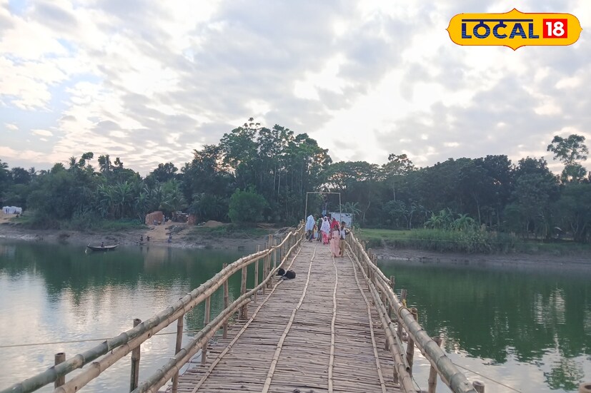হাওড়া জেলার মূল ভূখণ্ডের সঙ্গে দীপাঞ্চল ভাটোরা, ঘোড়াবেড়িয়া, চিৎনান সংযুক্তকারী কুলিয়া ব্রিজ সংলগ্ন স্থান এখন বহু মানুষের মন ভাল করার ঠিকানা। দীপ অঞ্চল এবং মূল ভূখণ্ড সংযুক্তকারী বাঁশের সেতু অন্যতম আকর্ষণ। (ছবি ও তথ্য: রাকেশ মাইতি)