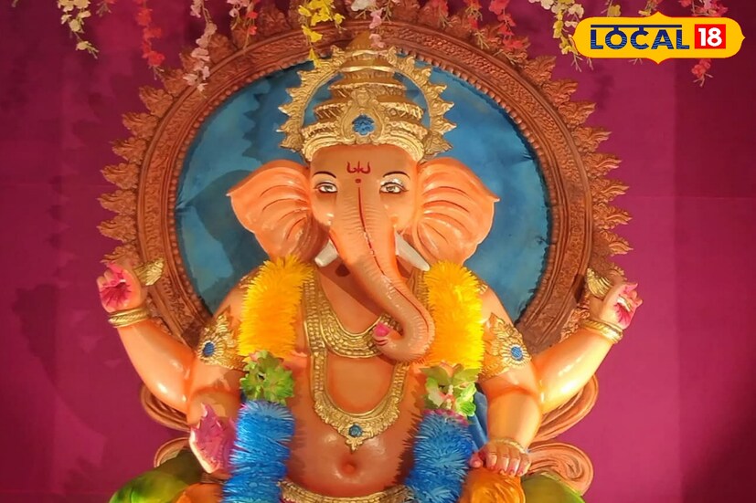 গণেশ পুজোকে ঘিরে দিঘা ও শঙ্করপুরে পর্যটকের চাপ স্পষ্ট। হোটেলগুলোতে আগাম বুকিং বেড়েছে। অনেক পরিবার ঘুরতে এসে এখানকার পুজো উপভোগ করছেন। ব্যবসায়ীদের মতে, এই উৎসবের ফলে হোটেল-রেস্তোরাঁ ও স্থানীয় বাজারে বিশেষ সুবিধা হচ্ছে। পর্যটকদের ঢল বাড়ার ফলে অর্থনীতিতেও ইতিবাচক প্রভাব পড়ছে। উৎসব আর পর্যটনের মিলনে দিঘা সহ আশেপাশের অঞ্চল এখন উৎসবের আনন্দে মুখরিত।