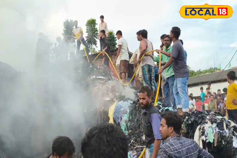 ঘটনায় গ্রামবাসীরা নিজেরাই জল ঢেলে আগুন নেভানোর চেষ্টা করলেও আগুনটি পার্শ্ববর্তী আরেকটি কারখানায় ছড়িয়ে পড়ে। মুহূর্তের মধ্যেই আগুন ভয়াবহ রূপ নেয়। স্থানীয়দের অভিযোগ, সময়মতো দমকলকে খবর দেওয়া হলেও অনেকটা দেরি করে ঘটনাস্থলে আসে দমকলের ইঞ্জিন। মুহূর্তের মধ্যে লক্ষ লক্ষ টাকার কাপড় তৈরির কাঁচামাল পুড়ে ছাই হয়ে যায়।(ছবি ও তথ্য: জিএম মোমিন)