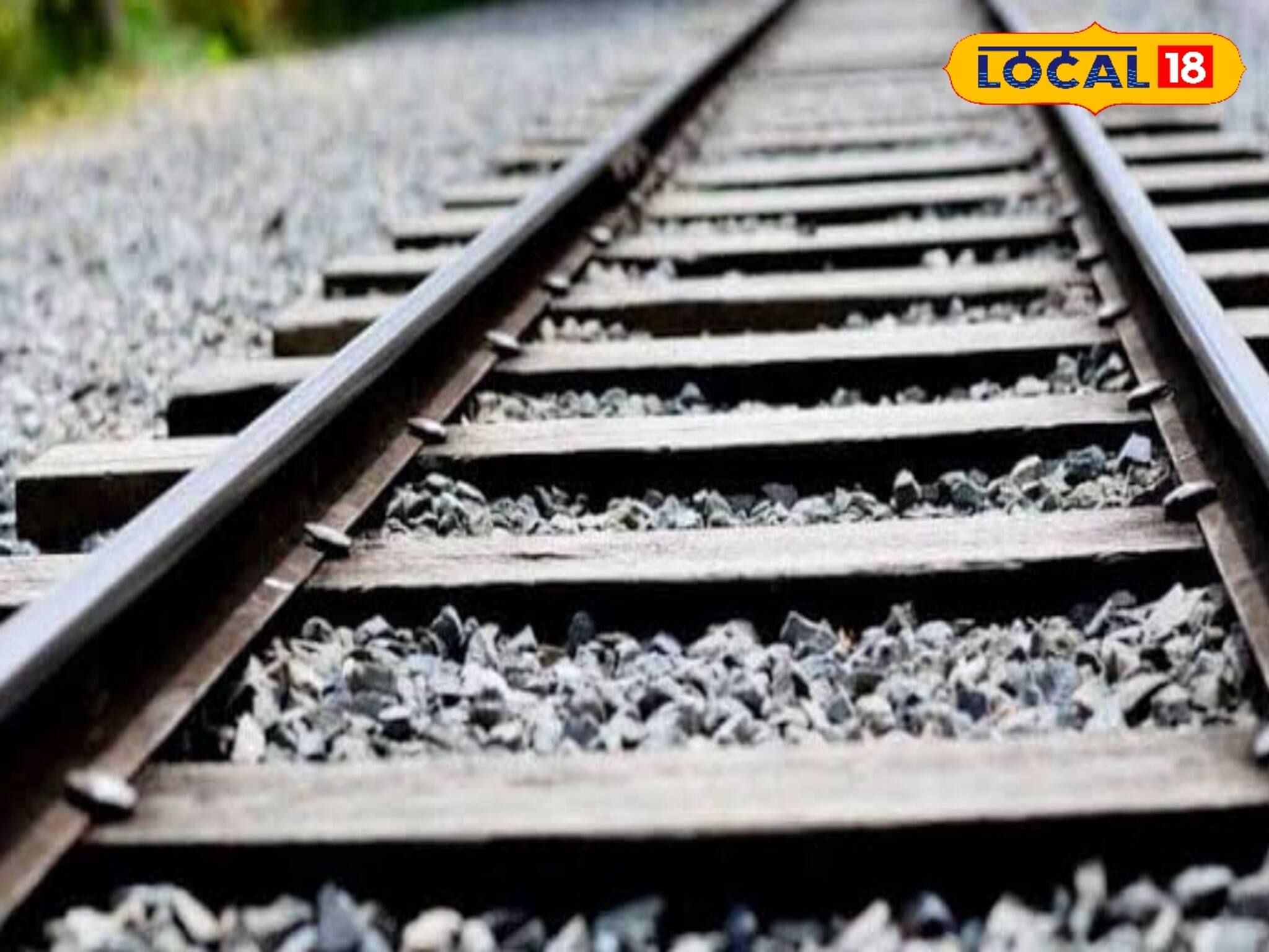 সন্তোষপুরে রেললাইনের পাশে যাদবপুরের মহিলার মৃতদেহ, বাড়ছে রহস্য